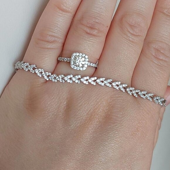 925 Sterling Silver Grade 5A Cubic Zirconia Bracelet - Picture 8 of 8